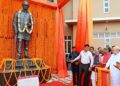 Amit Shah, on the occasion of birth anniversary of Lok Nayak Jayaprakash Narayan, unveiled his statue