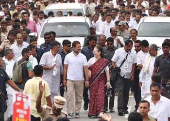 Sonia joins Rahul, other Congress leaders during ‘Bharat Jodo Yatra’ in Karnataka