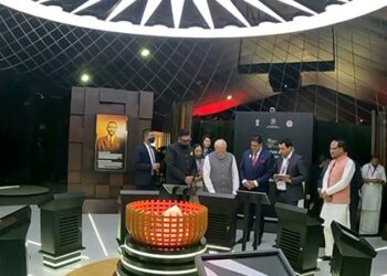 PM Modi, Presidents of Suriname and Guyana visit exhibition at PBD Convention
