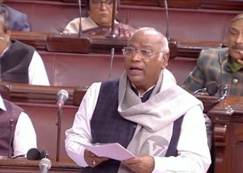 Mallikarjun Kharge In Rajya Sabha, Says- ‘Purn Bahumat Ke Baad Bhi Aap Darr Rahey Hain’
