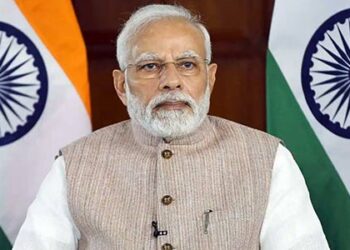 PM Modi pays tributes to martyrs of Pulwama
