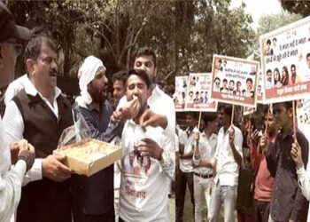 Karnataka Election Results Live: Congress starts celebration at party office