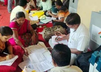 Counting of votes for Karnataka Assembly Elections underway