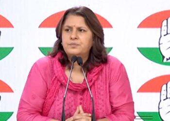 Rahul Gandhi’s convoy stopped in Manipur, under instructions from the Modi govt. :Congress