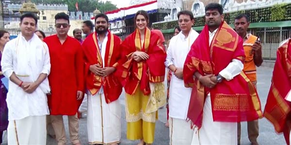 Actress Kriti Sanon and Om Raut Visit Tirumala Temple