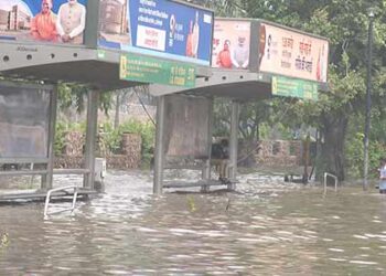 Delhi Floods: Massive jams, Metro hit, Schools and colleges shut