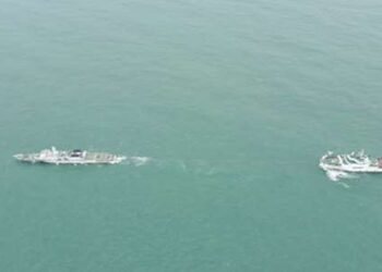 Indian Coast Guard rescues 36 Crew including 8 scientists onboard a research vessel off Karwar Coast