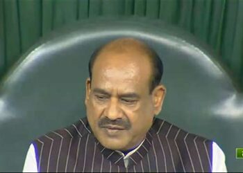 Ruckus in Lok Sabha over Manipur issue
