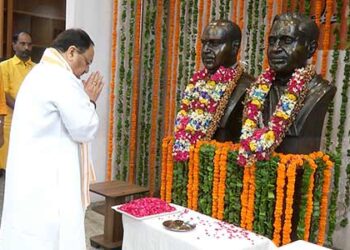 JP Nadda pays floral tributes to Dr Syama Prasad Mukherjee on his birth anniversary