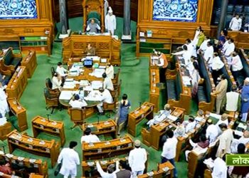 Parliament: Lok Sabha takes up no-confidence motion against govt