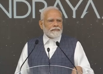 PM Modi gets emotional after saluting ISRO’s scientists on the success of Chandrayaan3