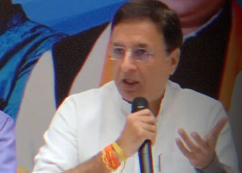 Madhya Pradesh Election : Congress Promises Rs 1,500 Allowance To Women, LPG Cylinder At Rs 500