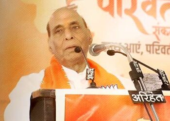 Rajnath Singh attacks Congress over India alliance