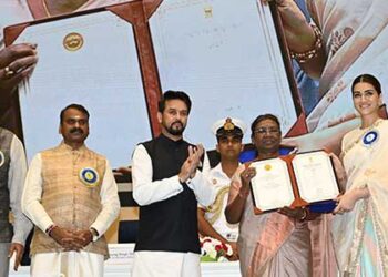 National Film Awards 2023: Actress Kriti Sanon win top acting honours