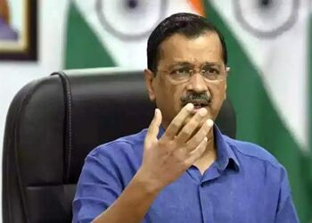 EC issues notice to AAP chief Arvind Kejriwal over post against PM Modi