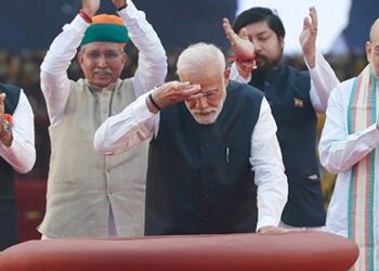 PM Modi participates in Meri Maati Mera Desh campaign at Kartavya Path