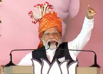 PM Modi attacks Congress from Bishrampur, Chhattisgarh