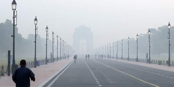Severe Air pollution in New Delhi, schools shut for two days