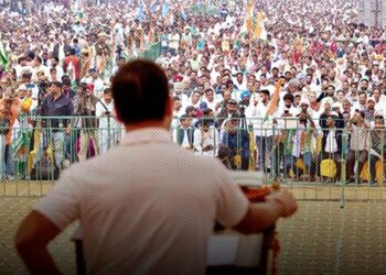 Rajasthan : Rahul Gandhi attacks BJP, Says-‘Modi Sarkar Ne Arabpatiyon Ka Karza Maaf Kara’