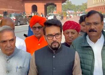 Mimicry Row: Anurag Thakur attacks Rahul Gandhi