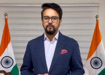 Union Minister Anurag Singh Thakur lauds enthusiasm of countrymen to join Viksit Bharat Sankalp Yatra across country