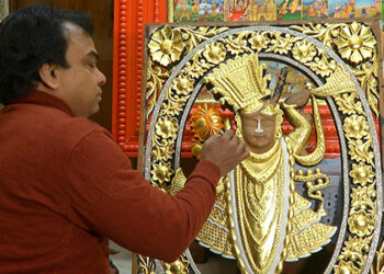108 pictures of Lord Ram’s life in one painting|Watch Video