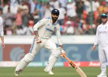 India vs England Live Score, 1st Test Day 3: Root takes four as IND all out for 436, lead ENG by 190 runs