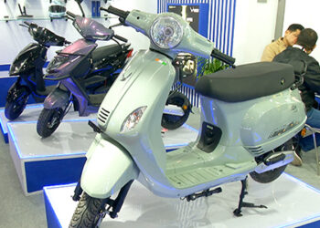 Vegh S60 Electric Scooter Launched At 1.25 Lakh|Bharat Mobility Global Expo 2024
