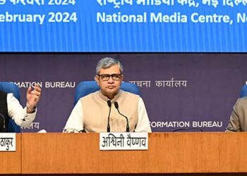 Cabinet approves rooftop solar subsidy scheme at an outlay of Rs 75,021 cr