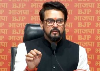 Anurag Thakur attacks AAP