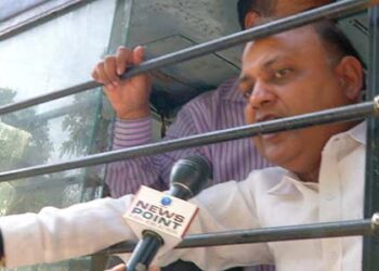 AAP workers detained from Patel Chowk metro station