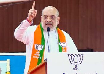 Amit Shah hits out at Congress in Karnataka