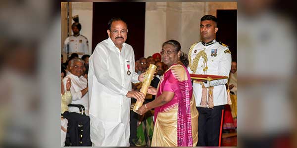 President Droupadi Murmu presents Padma Awards 2024 at Rashtrapati Bhawan