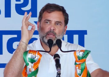 Loksabha Elections 2024: Rahul Gandhi attacks PM Modi