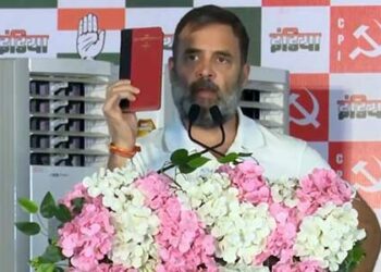 Rahul Gandhi holds a rally in Jharkhand