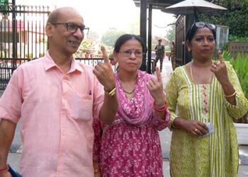 Lok Sabha Election 2024: Voting in full swing in Delhi, youth and elders showed enthusiasm for voting