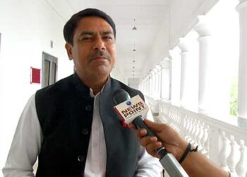 SP MP Anand Bhadauria attacks BJP on NEET issue