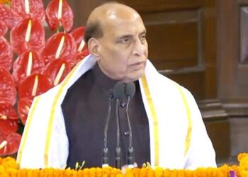 Rajnath Singh proposes Narendra Modi as NDA parliamentary party leader, top NDA leaders support