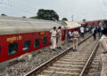2 killed, 20 injured as 18 coaches of Mumbai-Howrah Mail derail in Jharkhand