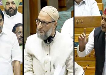 Opposition Opposes Waqf Amendment Bill In Lok Sabha
