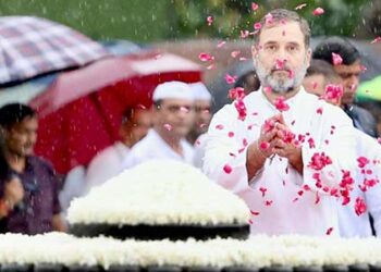 Rahul Gandhi Pays Tribute To Rajiv Gandhi On 80th Birth Anniversary
