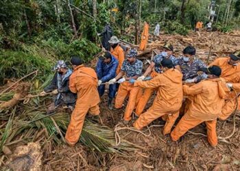 Indian Navy Continues With Rescue And Relief Operations At Wayanad