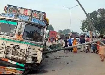 PM Modi condoles the loss of lives in road accident in Mirzapur, Uttar Pradesh; announces ex-gratia from PMNRF