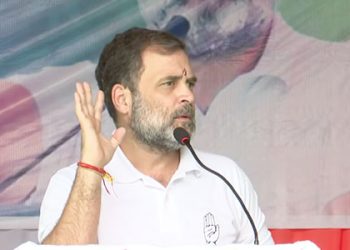 Rahul Gandhi attacks BJP at Jharkhand