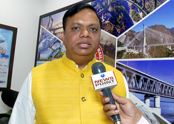 Stones pelted on train going to Maha Kumbh, Railway Ministry in action mode