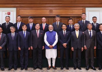 PM Modi meets the Japanese business delegation led by Mr. Tatsuo Yasunaga