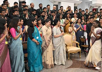 IAS Officers Of The 2023 Batch Call On The President